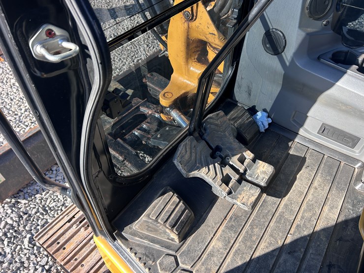 caterpillar-306-cr-image-51