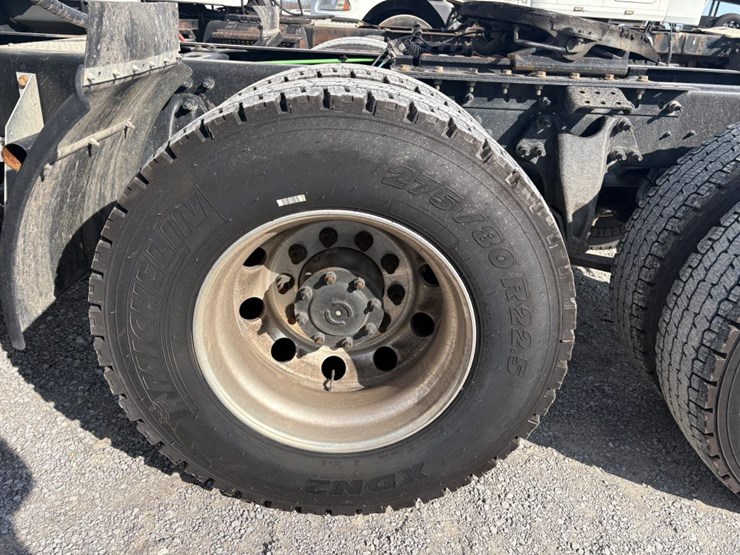 2019-international-lt-image-11