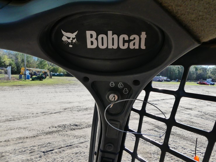2021-bobcat-t770-image-15