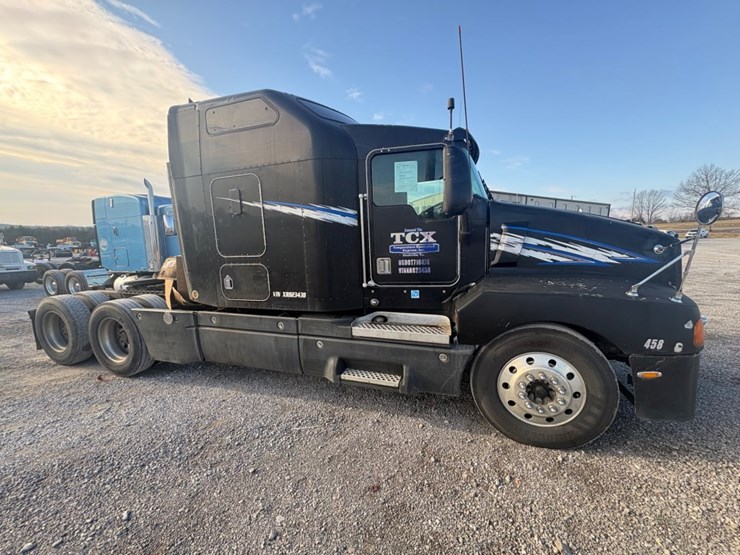 1999-kenworth-t600b-image-3