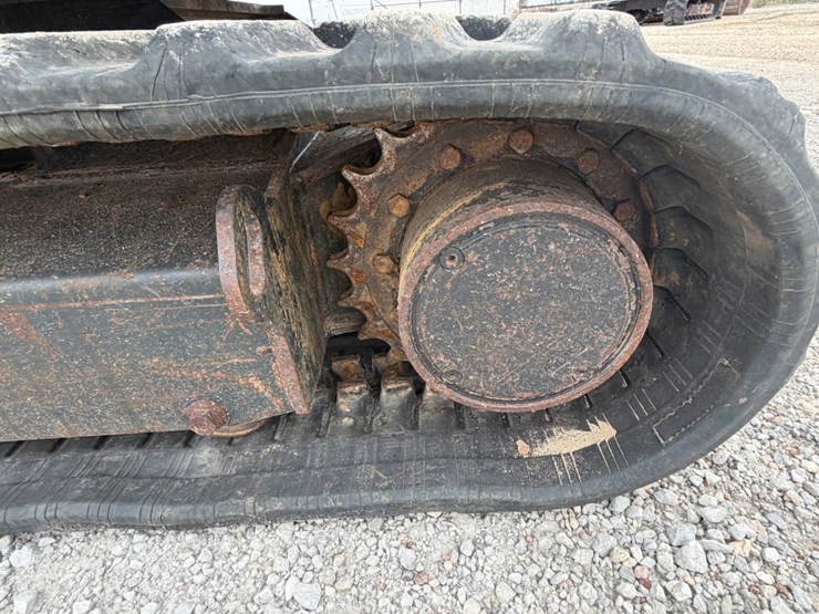 2020-bobcat-e42-image-10