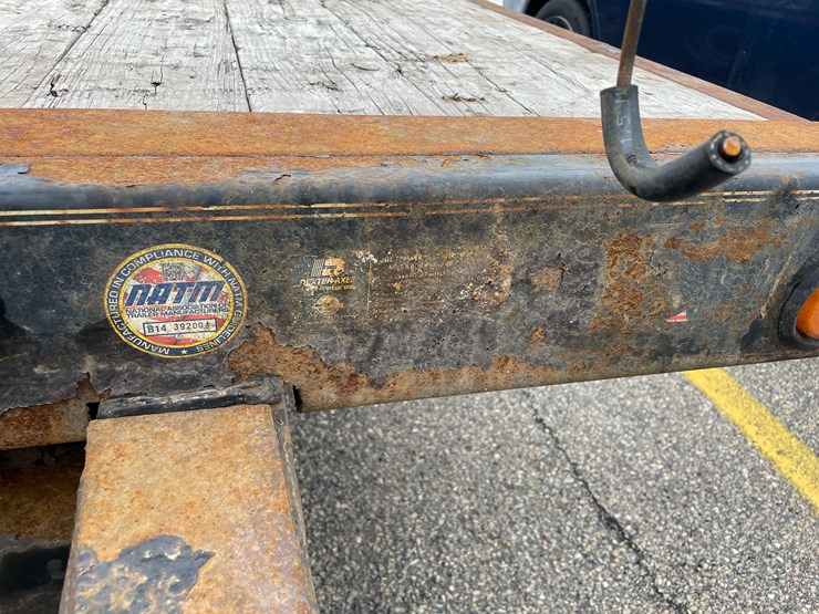 #1994-•-2017-trailer-(no-title)-(of)-image-38