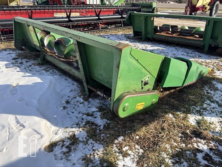 john-deere-444-image-4