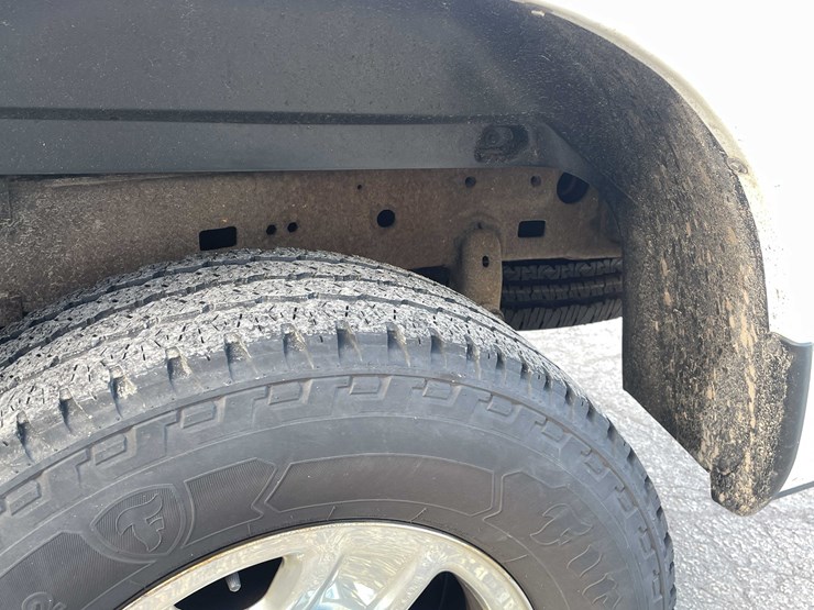 2016-ram-2500-tradesman-image-27