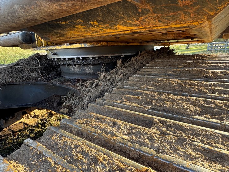 komatsu-pc270-lc-8-image-43