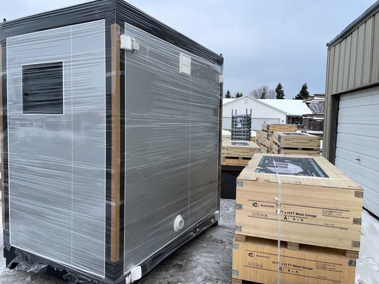 #4040-•-2025-unused-portable-restroom-(o12)-image-5