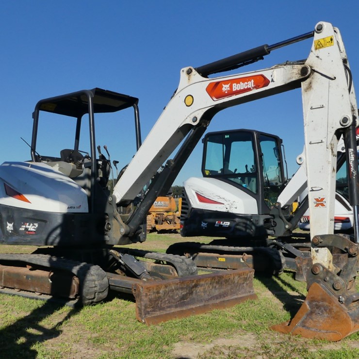 2020 BOBCAT E42