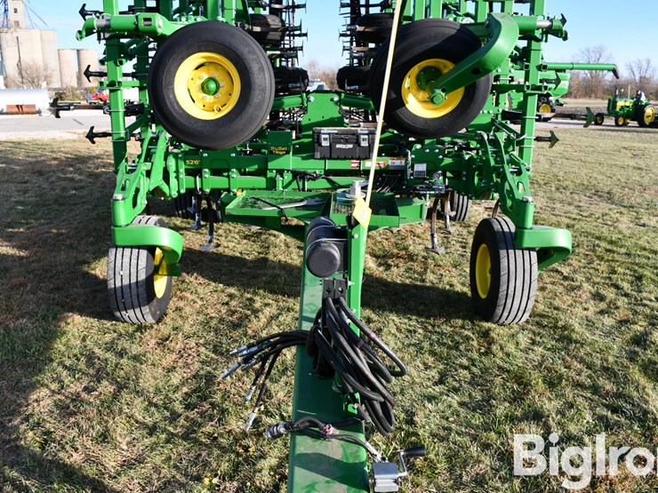 2018-john-deere-2018-image-10