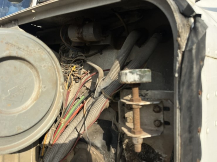 #2201-•-1988-freightliner-mb80-tandem-axle-dump-truck-image-35