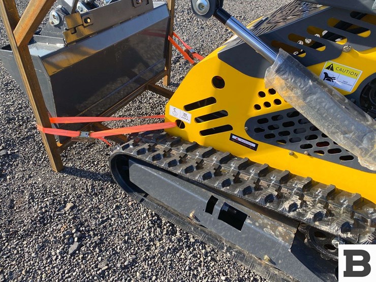 2025-sdlanch-sdll60-mini-skid-steer-loader-image-19