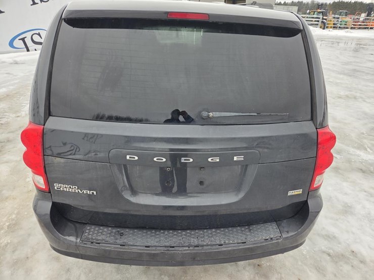 2012-dodge-grand-caravan-image-20