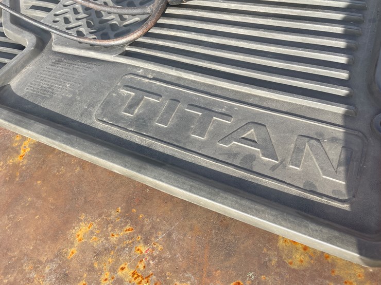 nissan-titan-image-7