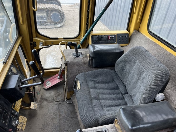 caterpillar-d5c-image-4