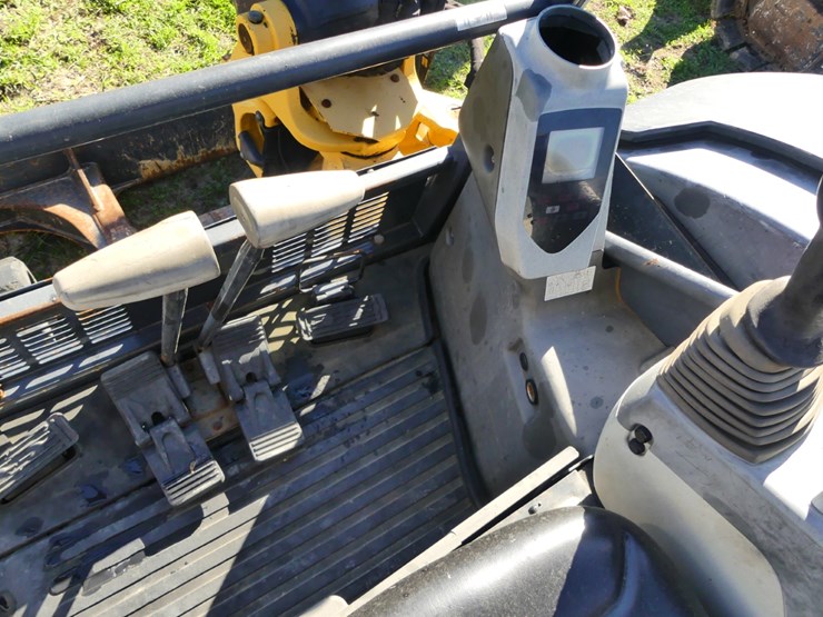 2011-deere-50d-image-14