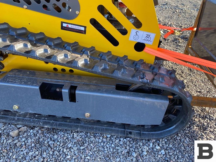 2025-sdlanch-sdll60-mini-skid-steer-loader-image-12