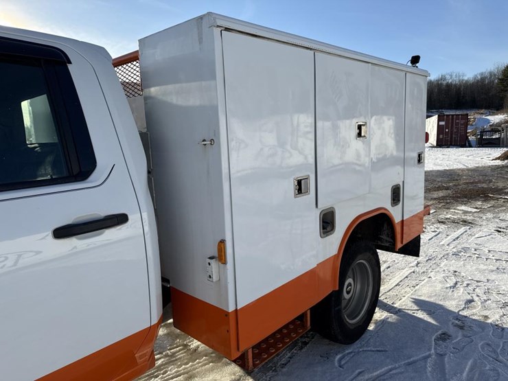 chevrolet-3500-image-17