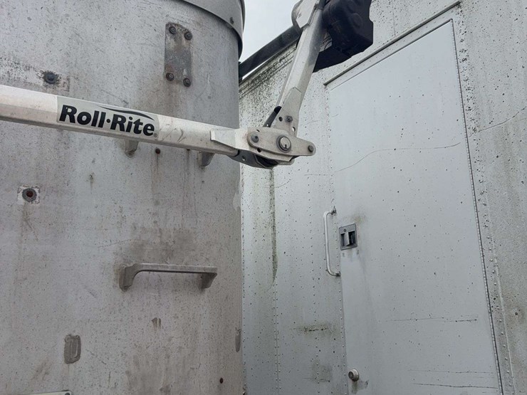 1997-mac-34ft-dump-trailer,-tires-are-80%,-new-hoist-2-years-ago,-new-liner-2-years-ago,-automatic-roll-tarp,-new-jacks,-just-downsizing,-nice-trailer-image-5