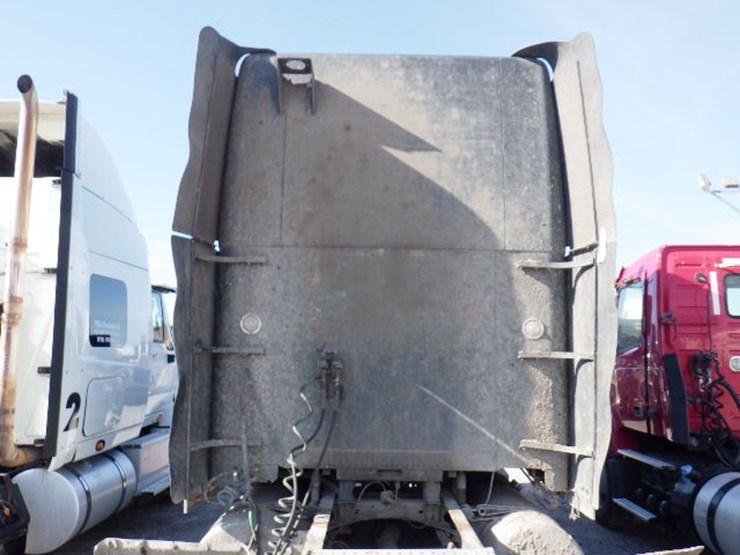 caterpillar-c15-image-13