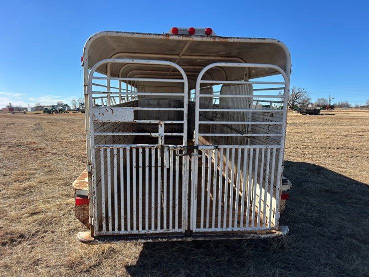 #83-•-1993-gooseneck-livestock-trailer-image-5