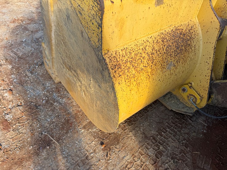 komatsu-wa380-7-image-11