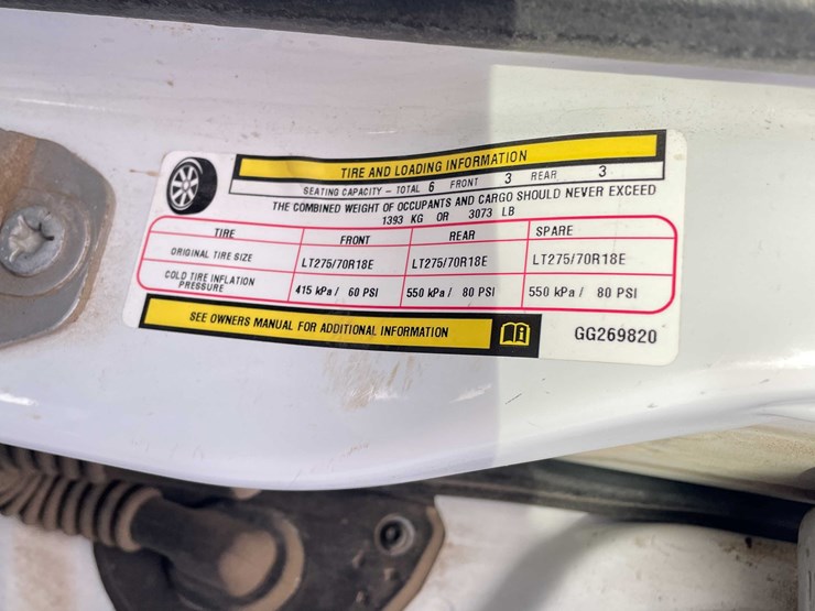 2016-ram-2500-tradesman-image-46