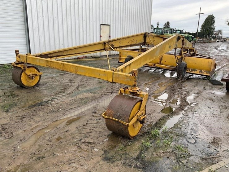 marvin-16'x30'-triplane-image-9