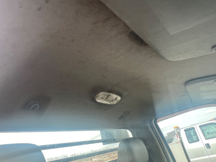 2015-ford-f350-xl-image-30