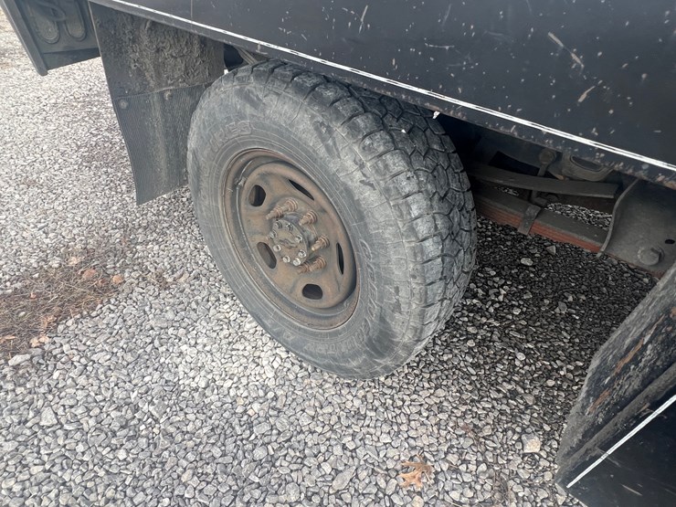 2015-ford-f350-xl-image-8