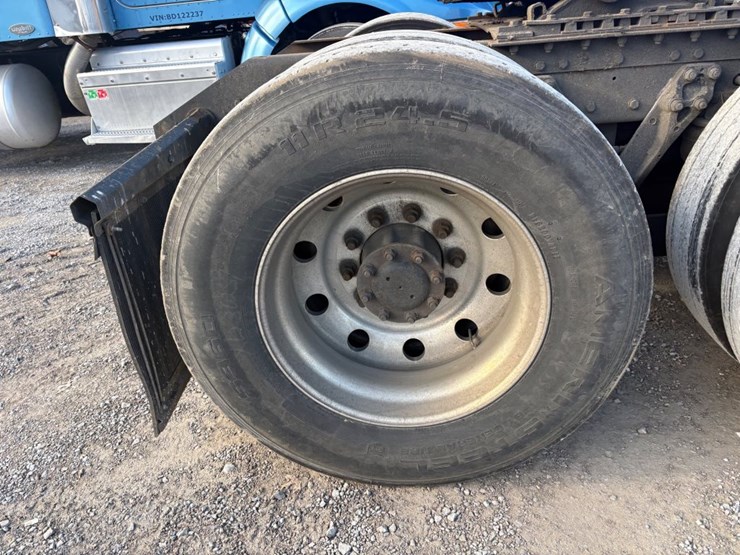 1999-kenworth-t600b-image-7