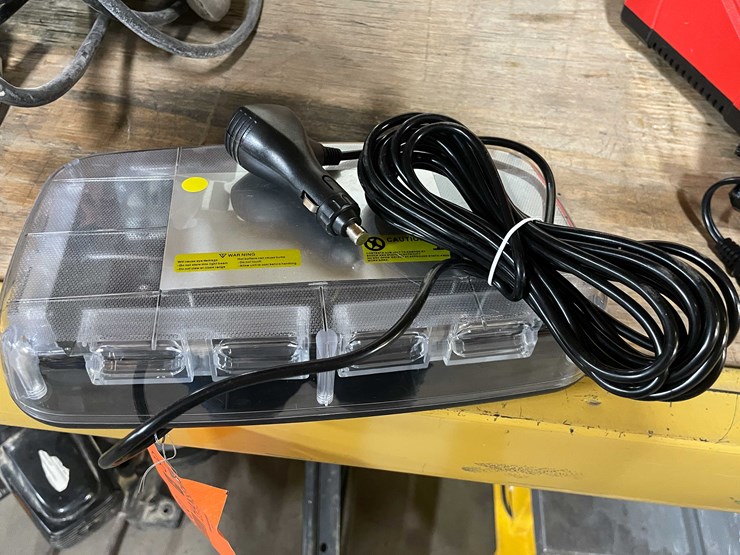 #2020-•-amber-led-strobe-light-(pr11)-image-1