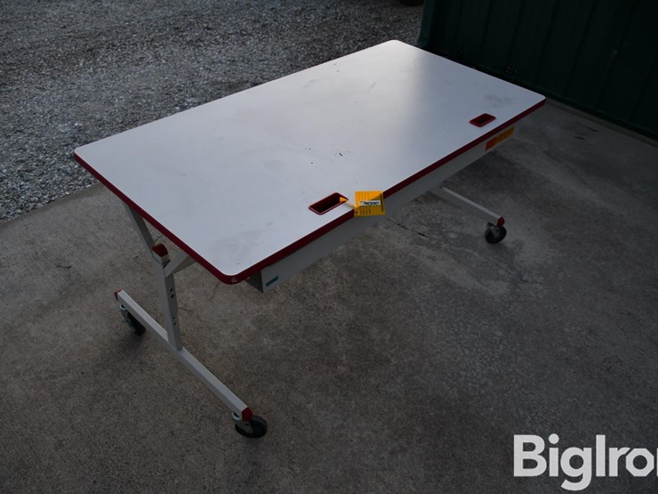 60"x30"-desk-image-7