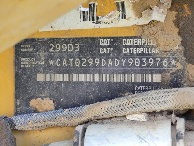 2021-caterpillar-299d3-image-19