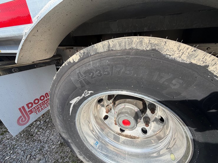 2024-doonan-titanium-image-8