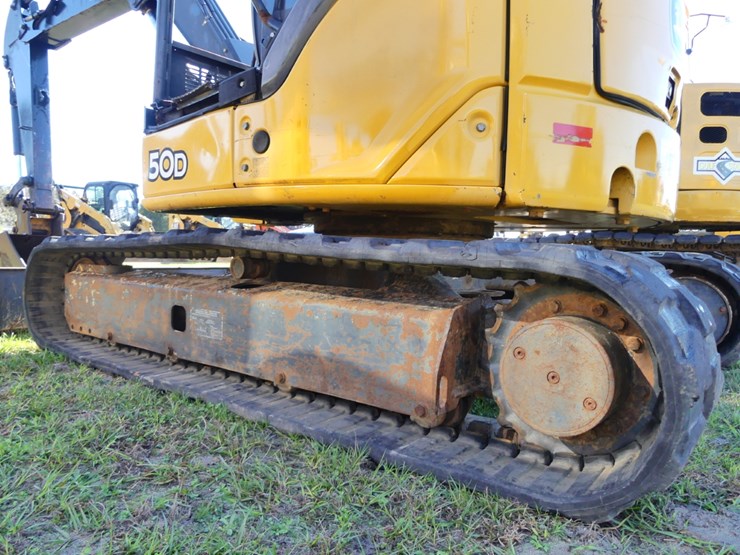 2011-deere-50d-image-6