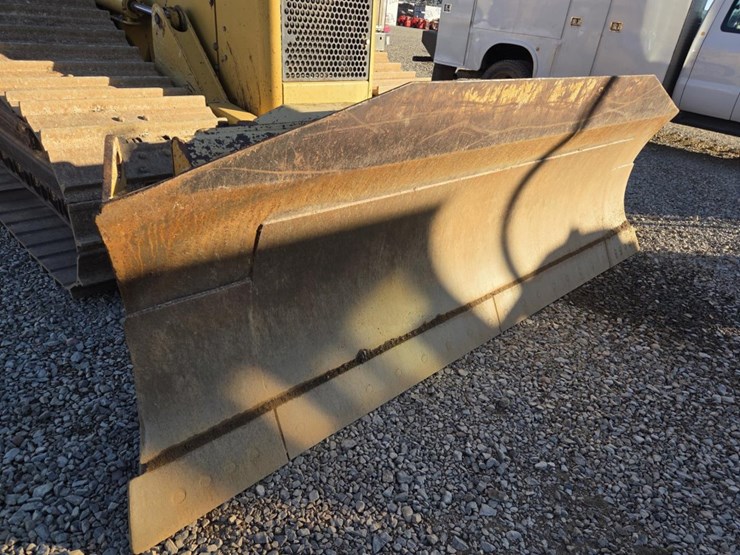 2007-caterpillar-d5n-lgp-image-9