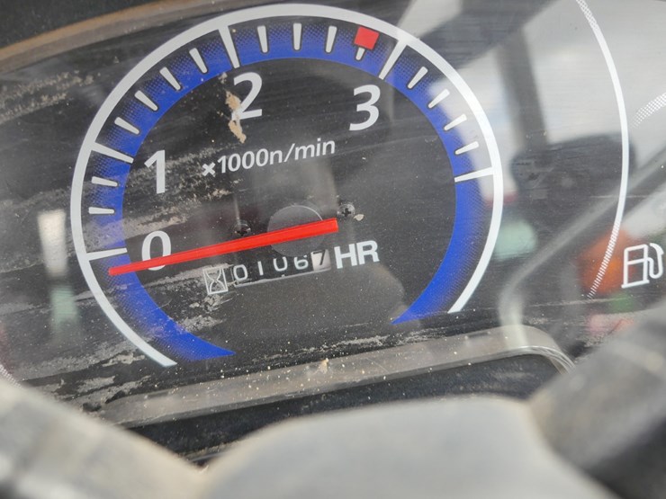 kubota-b2301-image-13