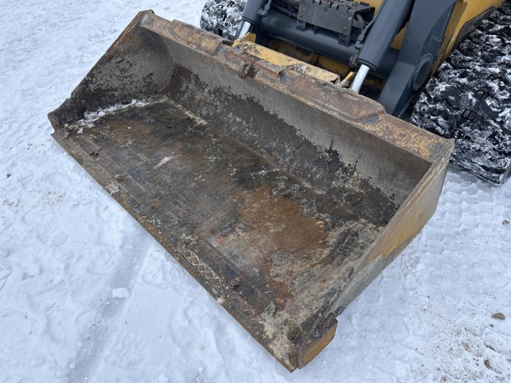 2019-deere-331g-image-10