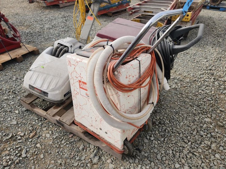 #6030-•-(3)-floor-cleaners-image-8