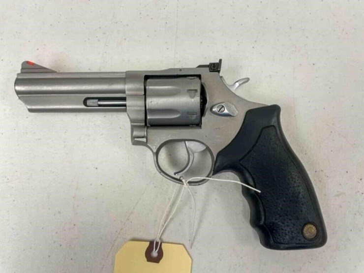 taurus-revolver-image-6
