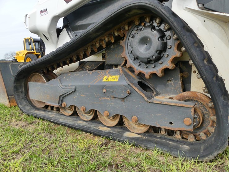 2021-bobcat-t66-image-5