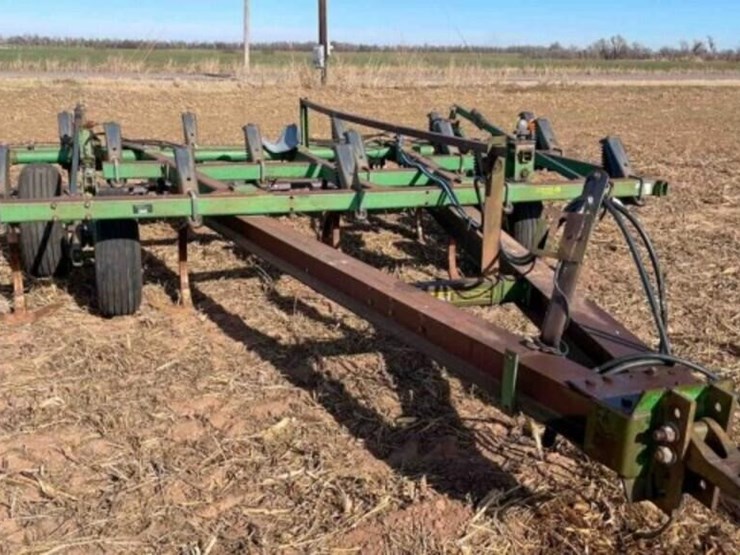 john-deere-610-image-1