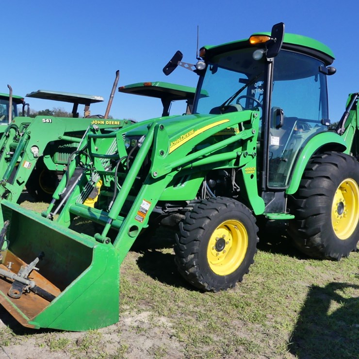 2010 JOHN DEERE 4720