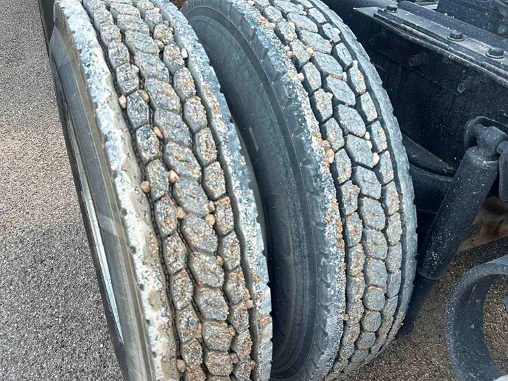 2006-kenworth-w900-image-8