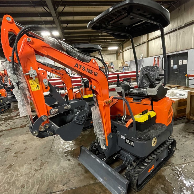 #4034 • 2025 Unused ME18 Mini Excavator (O9)