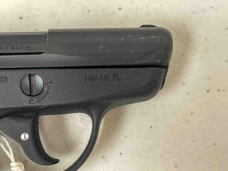 taurus-pistol-image-2