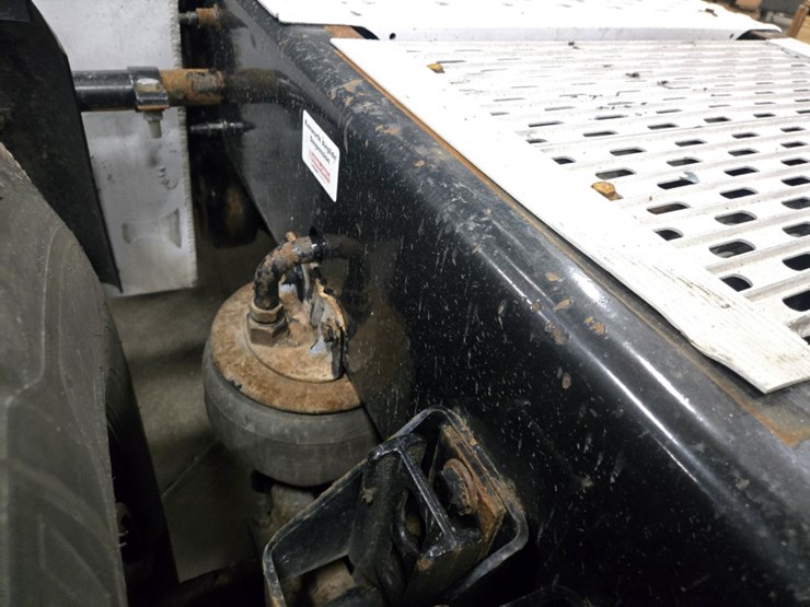 2017-kenworth-t680-image-34