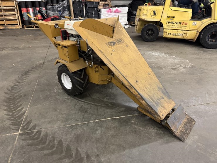 #3280-•-ase-hydraulic-tractor-with-roof-remover-attachment-image-7