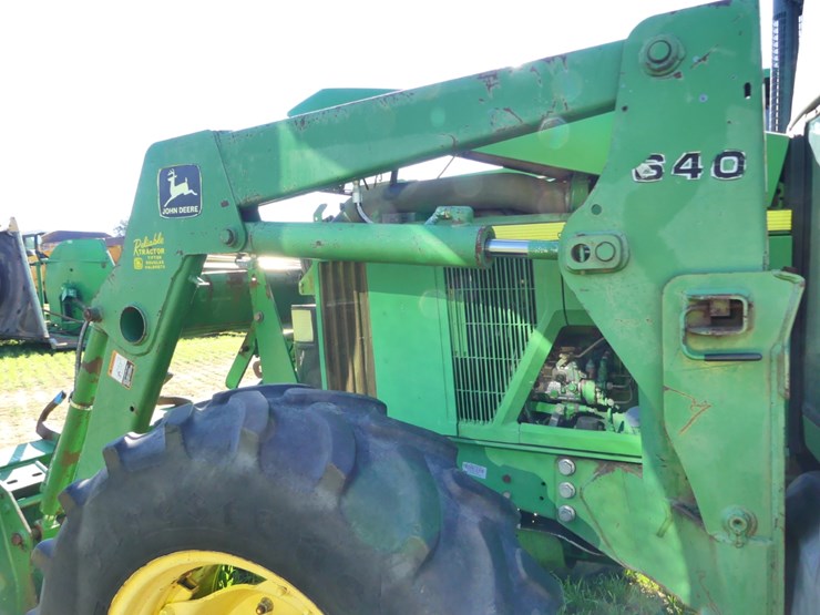 2001-john-deere-6210-image-10