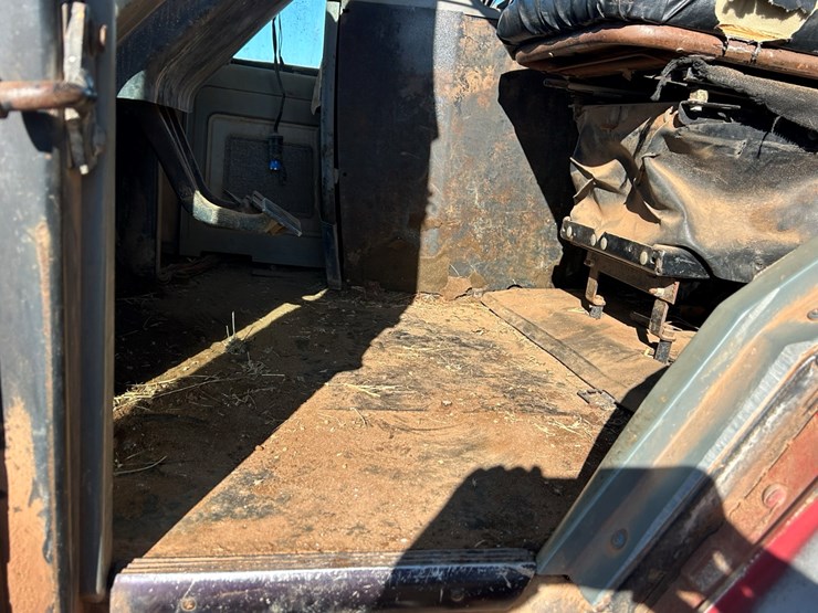 case-ih-7110-image-24