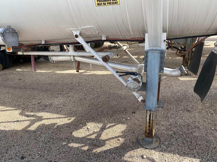 1990-trailmaster-crude-trailer-image-6